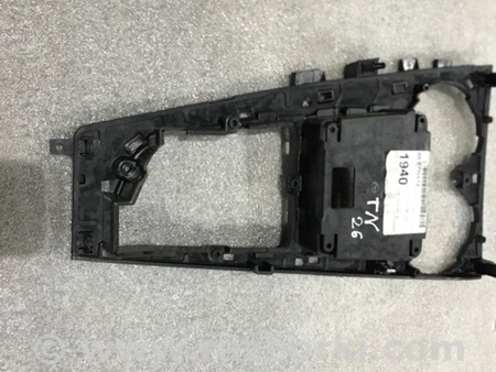 ФОТО Кронштейн для Audi (Ауди) A4 B8 - 8K2, 8K5 (08.2007-11.2015) Киев