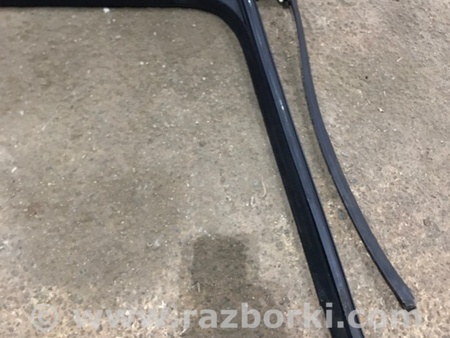 ФОТО Направляющая стекла двери для Porsche Cayenne Type 958 (10-18) Киев