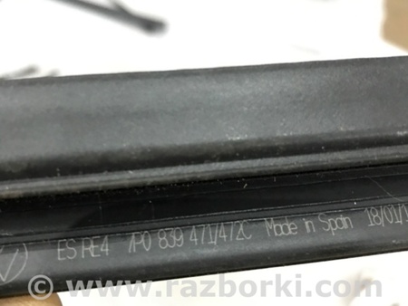 ФОТО Уплотнитель стекла двери для Porsche Cayenne Type 958 (10-18) Киев