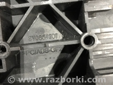 ФОТО Крышка подлокотника для Audi (Ауди) A3 8V1, 8VA, 8V7, 8VS (03.2012-...) Киев