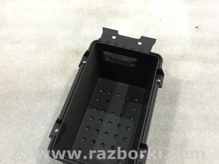 ФОТО Бардачок для Audi (Ауди) A3 8V1, 8VA, 8V7, 8VS (03.2012-...) Киев