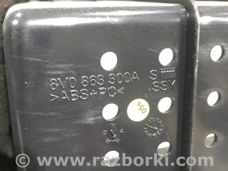 ФОТО Бардачок для Audi (Ауди) A3 8V1, 8VA, 8V7, 8VS (03.2012-...) Киев
