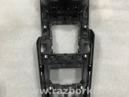 ФОТО Накладка центральной консоли для Audi (Ауди) A3 8V1, 8VA, 8V7, 8VS (03.2012-...) Киев
