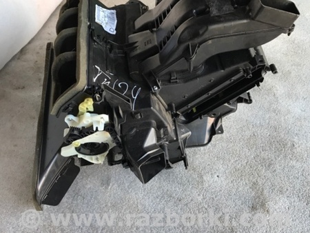 ФОТО Корпус печки для Audi (Ауди) A3 8V1, 8VA, 8V7, 8VS (03.2012-...) Киев