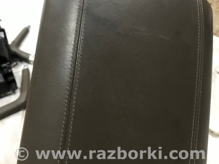 ФОТО Крышка подлокотника для Porsche Cayenne Type 958 (10-18) Киев