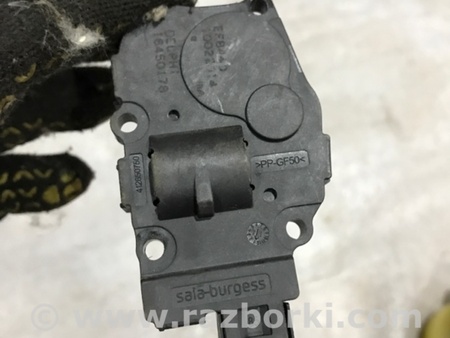 ФОТО Сервопривод заслонок печки для Porsche Cayenne Type 958 (10-18) Киев