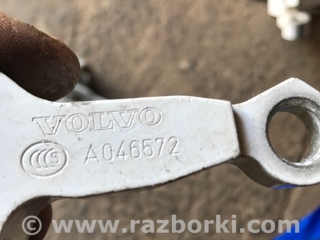 ФОТО Петля двери для Volvo XC90 Киев
