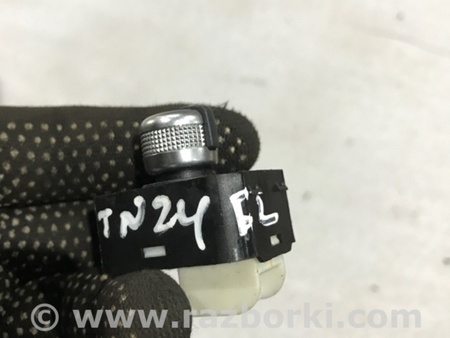 ФОТО Кнопка для Audi (Ауди) A3 8V1, 8VA, 8V7, 8VS (03.2012-...) Киев