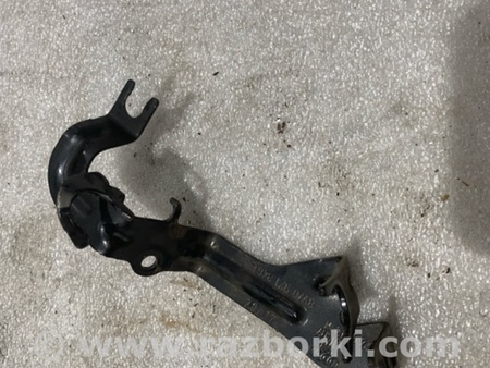 ФОТО Кронштейн для Audi (Ауди) A4 B8 - 8K2, 8K5 (08.2007-11.2015) Киев