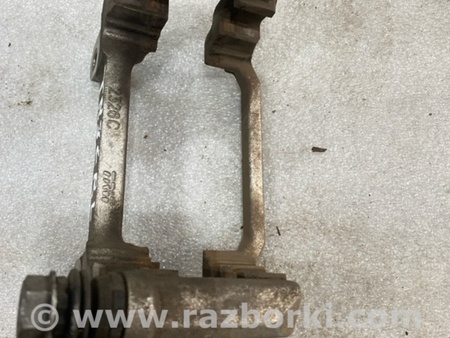 ФОТО Скоба суппорта для Audi (Ауди) A4 B8 - 8K2, 8K5 (08.2007-11.2015) Киев