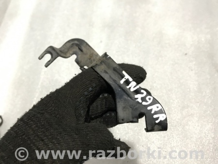 ФОТО Кронштейн для Audi (Ауди) A4 B8 - 8K2, 8K5 (08.2007-11.2015) Киев