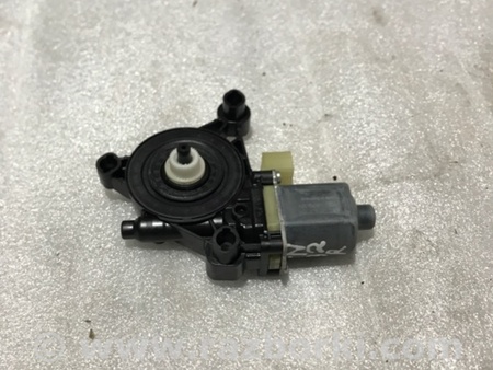ФОТО Мотор стеклоподъемника для Audi (Ауди) A4 B8 - 8K2, 8K5 (08.2007-11.2015) Киев