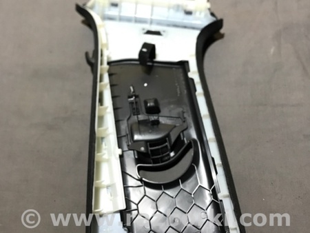 ФОТО Накладка в салоне для Audi (Ауди) A4 B8 - 8K2, 8K5 (08.2007-11.2015) Киев