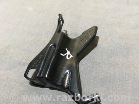 ФОТО Кронштейн для Audi (Ауди) A4 B8 - 8K2, 8K5 (08.2007-11.2015) Киев