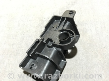 ФОТО Кронштейн для Audi (Ауди) A4 B8 - 8K2, 8K5 (08.2007-11.2015) Киев