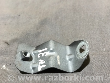 ФОТО Кронштейн для Audi (Ауди) A4 B8 - 8K2, 8K5 (08.2007-11.2015) Киев