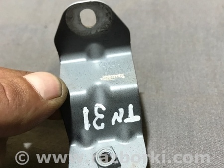 ФОТО Кронштейн для Audi (Ауди) A4 B8 - 8K2, 8K5 (08.2007-11.2015) Киев