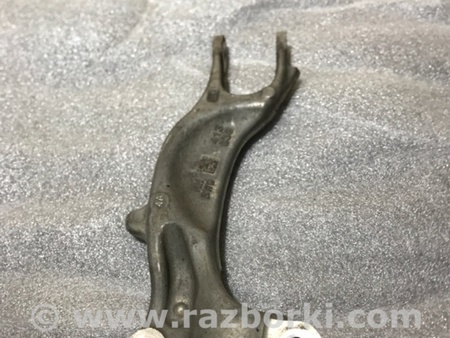 ФОТО Кронштейн для Audi (Ауди) A4 B8 - 8K2, 8K5 (08.2007-11.2015) Киев