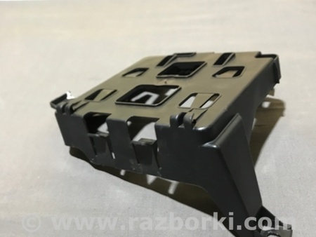 ФОТО Кронштейн для Audi (Ауди) A4 B8 - 8K2, 8K5 (08.2007-11.2015) Киев