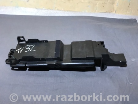 ФОТО Кронштейн для Audi (Ауди) A4 B8 - 8K2, 8K5 (08.2007-11.2015) Киев