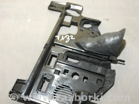 ФОТО Кронштейн для Audi (Ауди) A4 B8 - 8K2, 8K5 (08.2007-11.2015) Киев