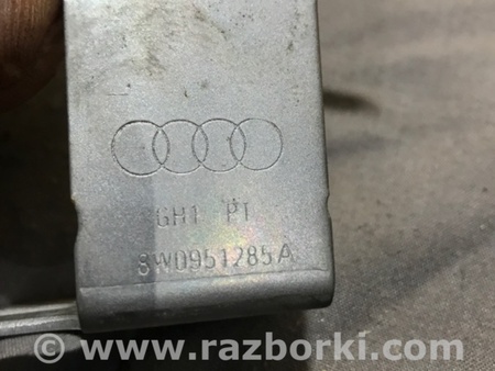 ФОТО Кронштейн для Audi (Ауди) A4 B8 - 8K2, 8K5 (08.2007-11.2015) Киев