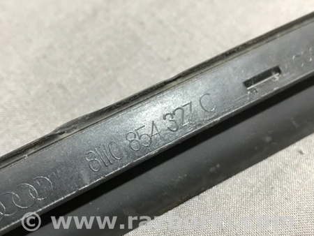 ФОТО Молдинг лобового стекла для Audi (Ауди) A4 B8 - 8K2, 8K5 (08.2007-11.2015) Киев