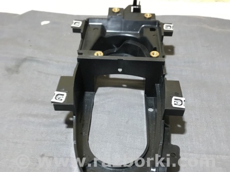 ФОТО Кронштейн для Audi (Ауди) A4 B8 - 8K2, 8K5 (08.2007-11.2015) Киев