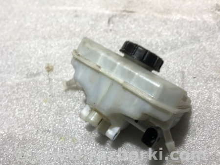 ФОТО Бачок для тормозной жидкости для Audi (Ауди) A4 B8 - 8K2, 8K5 (08.2007-11.2015) Киев