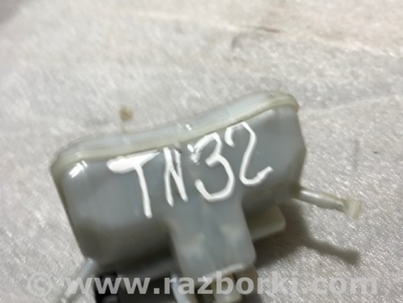 ФОТО Бачок для тормозной жидкости для Audi (Ауди) A4 B8 - 8K2, 8K5 (08.2007-11.2015) Киев