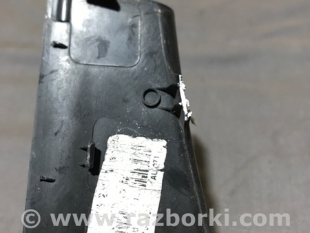 ФОТО Пыльник фары для Audi (Ауди) A3 8V1, 8VA, 8V7, 8VS (03.2012-...) Киев