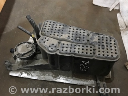 ФОТО Абсорбер для Audi (Ауди) A4 B8 - 8K2, 8K5 (08.2007-11.2015) Киев