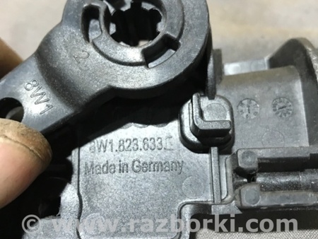 ФОТО Кронштейн для Audi (Ауди) A4 B8 - 8K2, 8K5 (08.2007-11.2015) Киев