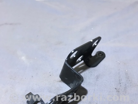 ФОТО Кронштейн для Audi (Ауди) A4 B8 - 8K2, 8K5 (08.2007-11.2015) Киев