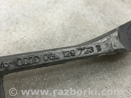 ФОТО Кронштейн для Audi (Ауди) A4 B8 - 8K2, 8K5 (08.2007-11.2015) Киев