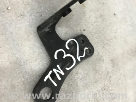 ФОТО Кронштейн для Audi (Ауди) A4 B8 - 8K2, 8K5 (08.2007-11.2015) Киев