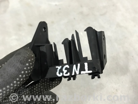 ФОТО Кронштейн для Audi (Ауди) A4 B8 - 8K2, 8K5 (08.2007-11.2015) Киев