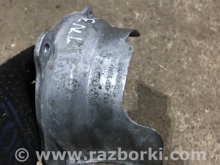 ФОТО Кронштейн для Audi (Ауди) A4 B8 - 8K2, 8K5 (08.2007-11.2015) Киев