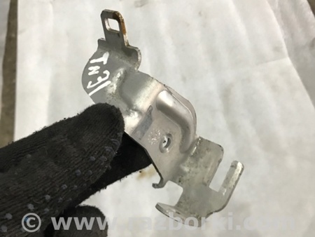 ФОТО Кронштейн для Audi (Ауди) A4 B8 - 8K2, 8K5 (08.2007-11.2015) Киев