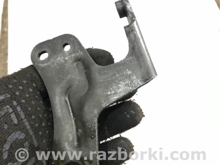 ФОТО Кронштейн для Audi (Ауди) A4 B8 - 8K2, 8K5 (08.2007-11.2015) Киев