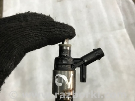 ФОТО Форсунка топливная для Audi (Ауди) A4 B8 - 8K2, 8K5 (08.2007-11.2015) Киев