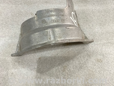 ФОТО Кронштейн для Audi (Ауди) A4 B8 - 8K2, 8K5 (08.2007-11.2015) Киев