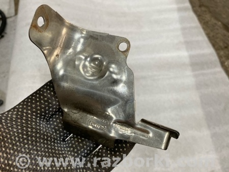 ФОТО Кронштейн для Audi (Ауди) A4 B8 - 8K2, 8K5 (08.2007-11.2015) Киев