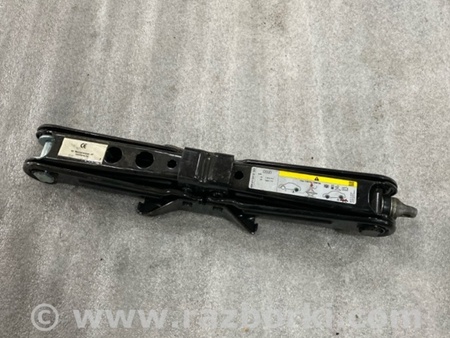 ФОТО Домкрат для Audi (Ауди) A4 B8 - 8K2, 8K5 (08.2007-11.2015) Киев