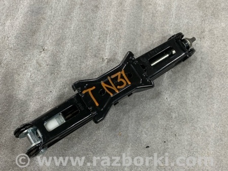ФОТО Домкрат для Audi (Ауди) A4 B8 - 8K2, 8K5 (08.2007-11.2015) Киев