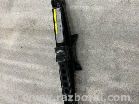 ФОТО Домкрат для Audi (Ауди) A3 8V1, 8VA, 8V7, 8VS (03.2012-...) Киев