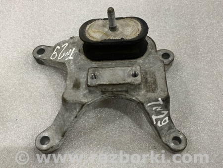 ФОТО Кронштейн для Audi (Ауди) A4 B8 - 8K2, 8K5 (08.2007-11.2015) Киев