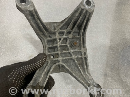 ФОТО Кронштейн для Audi (Ауди) A4 B8 - 8K2, 8K5 (08.2007-11.2015) Киев