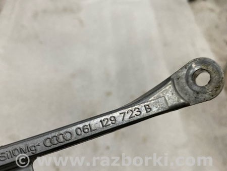 ФОТО Кронштейн для Audi (Ауди) A4 B8 - 8K2, 8K5 (08.2007-11.2015) Киев
