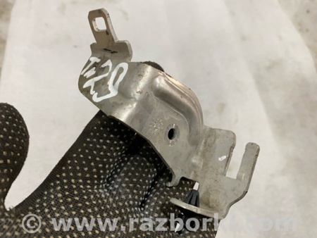 ФОТО Кронштейн для Audi (Ауди) A4 B8 - 8K2, 8K5 (08.2007-11.2015) Киев